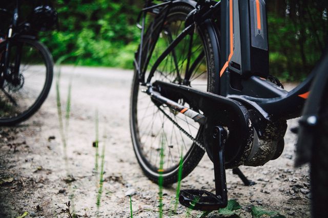 close%20up%20of%20a%20bike%20on%20a%20trail close%20up%20of%20a%20bike%20on%20a%20trail